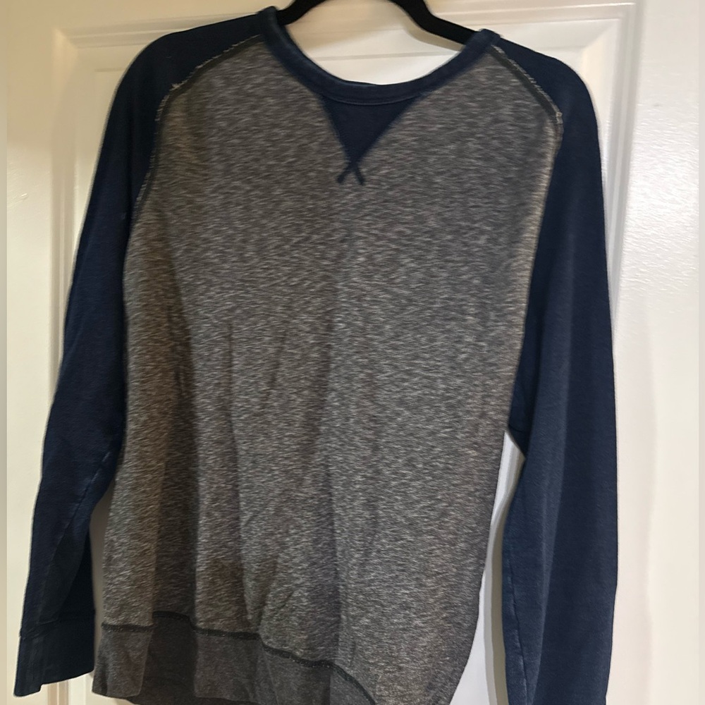 Men's Gray and Blue Sweatshirt